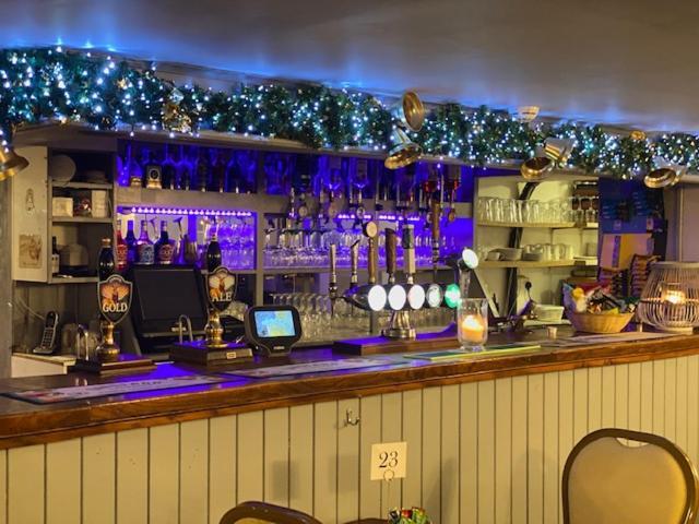 The Thelbridge Cross Inn Crediton Exteriér fotografie
